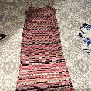 MIDI fun summer dress! Tags on